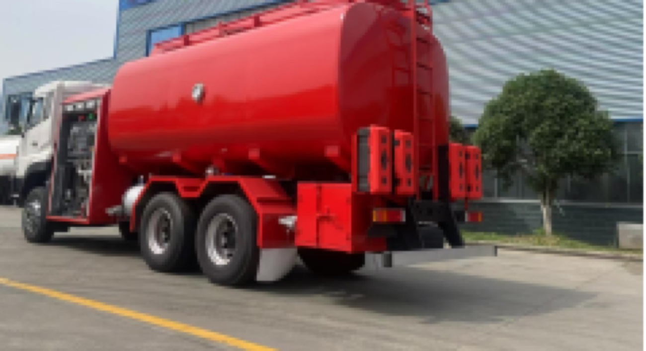 Aviation fuel refueller